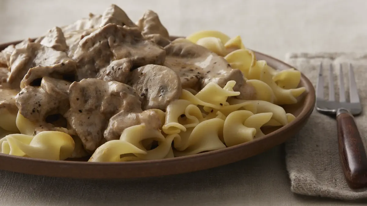 Slow Cooker Beef Stroganoff